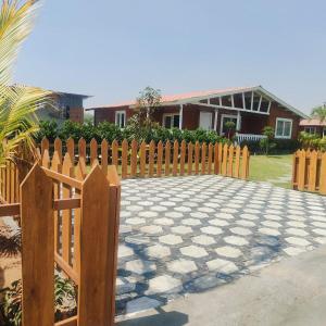 Private pool with 3 bhk farm house Kuku farm stay # Moinabad