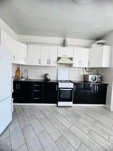 Стрийська 45а ЖК ЛЕВИ МІСТА АВТОВОКЗАЛ Гашека Наукова Кінг Кросс