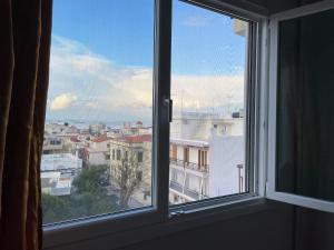 2 bedroom apt with a sea view