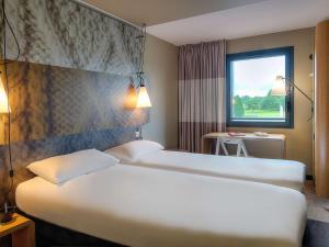 Hotels ibis Pontorson Baie Du Mont Saint Michel : photos des chambres