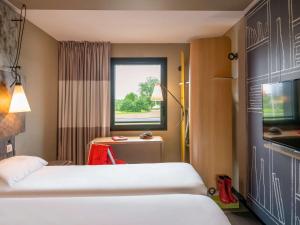 Hotels ibis Pontorson Baie Du Mont Saint Michel : photos des chambres