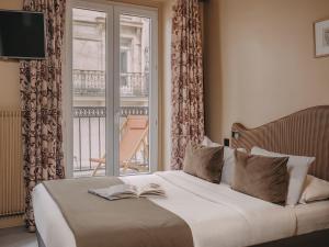 Superior Twin or Double Room room in Hôtel Belloy Saint Germain