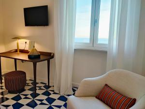 Amalfully Boutique Apartment - A seaview gem