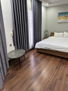 Royal hotel & apartment