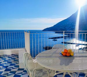 Amalfully Boutique Apartment - A seaview gem