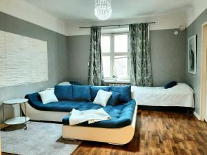 Stylish home with stunning views of the railway square 74m2