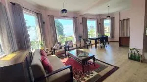 Sunny studio basement apartment with garden and patio - Sundarijal