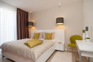 Villa with 2 pools, and sauna SUNCE