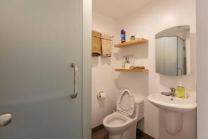 Cozy Condo at Avida Tower 4, IT Park Cebu