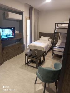 شقه بإطلالة ساحرة فيو بحر مباشر ـ العوام مرسى مطروح