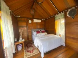 Inap Desa Abang adik - Kampong Dalong