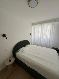 Charming 2P Nice center for 4