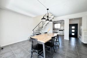 Maisons de vacances Maison cosy renovee - Jardin - 50m des plages : photos des chambres