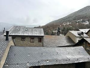 Dúplex amb encant al centre dEspot by RURAL DÀNEU