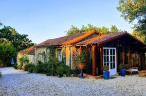 Maisons de vacances Gites nature 14 pers - 7 Ch - Piscine - Dordogne Lot : photos des chambres