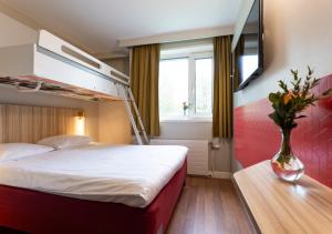 Good Morning Triple Room room in Good Morning Västerås