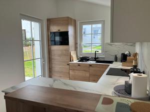 Maison neuve à Le Palais avec WIFI, proche plage - FR-1-418-266