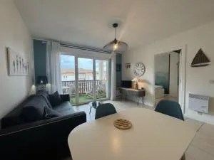 Charmant T2 rénové avec terrasse proche plage - FR-1-239-1106 - 西布勒