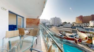 Trebol apartamento climatizado y piscina