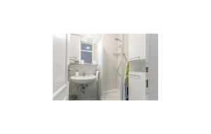 Beautiful Apartment In Biograd Na Moru