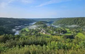 Beautiful Home In Frahan-Sur-Semois - 莱斯豪提斯-里维尔