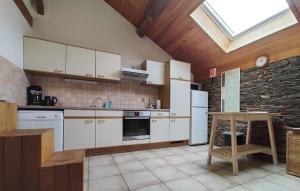 Beautiful Home In Frahan-Sur-Semois