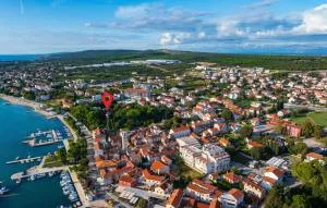 Cozy Apartment In Sveti Filip I Jakov - Sveti Filip i Jakov