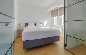 Beach Front Apartment In Oostende