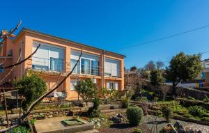 1 Bedroom Cozy Apartment In Kraljevica