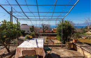 1 Bedroom Cozy Apartment In Kraljevica