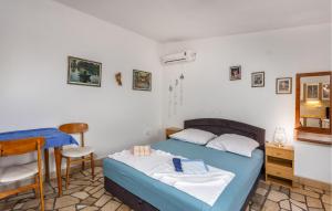 Beautiful Home In Selce With Wifi 