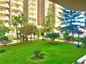 Cosy beachfront 2BDR Doña Sofia Fuengirola