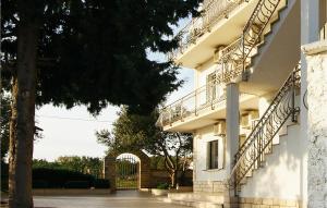 Nice Apartment In Jezera With Wifi