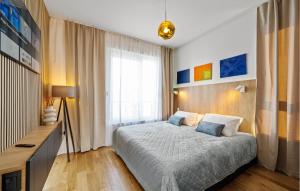 2 Bedroom Cozy Apartment In Sibenik 