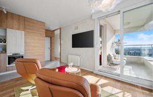 2 Bedroom Cozy Apartment In Sibenik