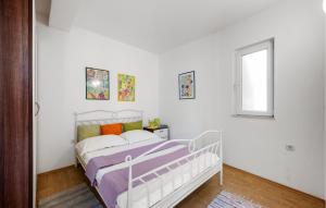 Nice Apartment In Zaton With Wifi 