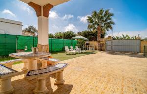 Beautiful Home In El Palmar With Wifi