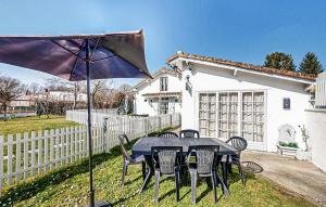 2 Bedroom Cozy Home In Oradour-Fanais