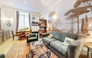 Gorgeous Apartment In Lons-Le-Saunier - Courlaoux