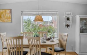Beautiful Home In Viby Sjælland