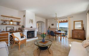 Stunning Home In Tourrettes With Wifi