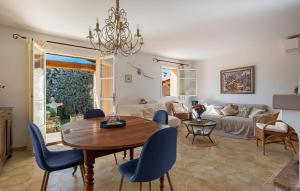 Stunning Home In Tourrettes With Wifi