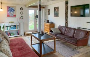 2 Bedroom Stunning Home In Tranekær