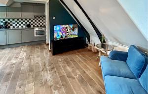 Beautiful Apartment In Hippolythushoef