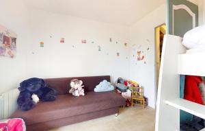 Maisons de vacances Amazing Home In Sollies-Ville : photos des chambres