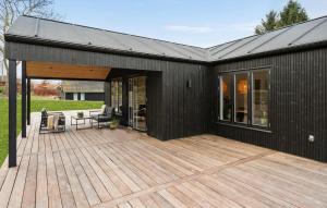 Amazing Home In Stege With Wifi