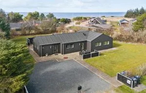 Gorgeous Home In Tarm With Sauna - Tarm