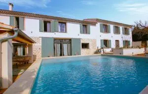 Amazing Home In Carpentras With Wifi - Монте