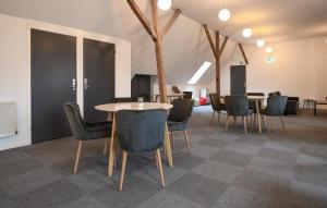 Beautiful Home In Brørup With Wifi