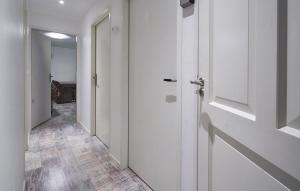 2 Bedroom Stunning Apartment In Ospel